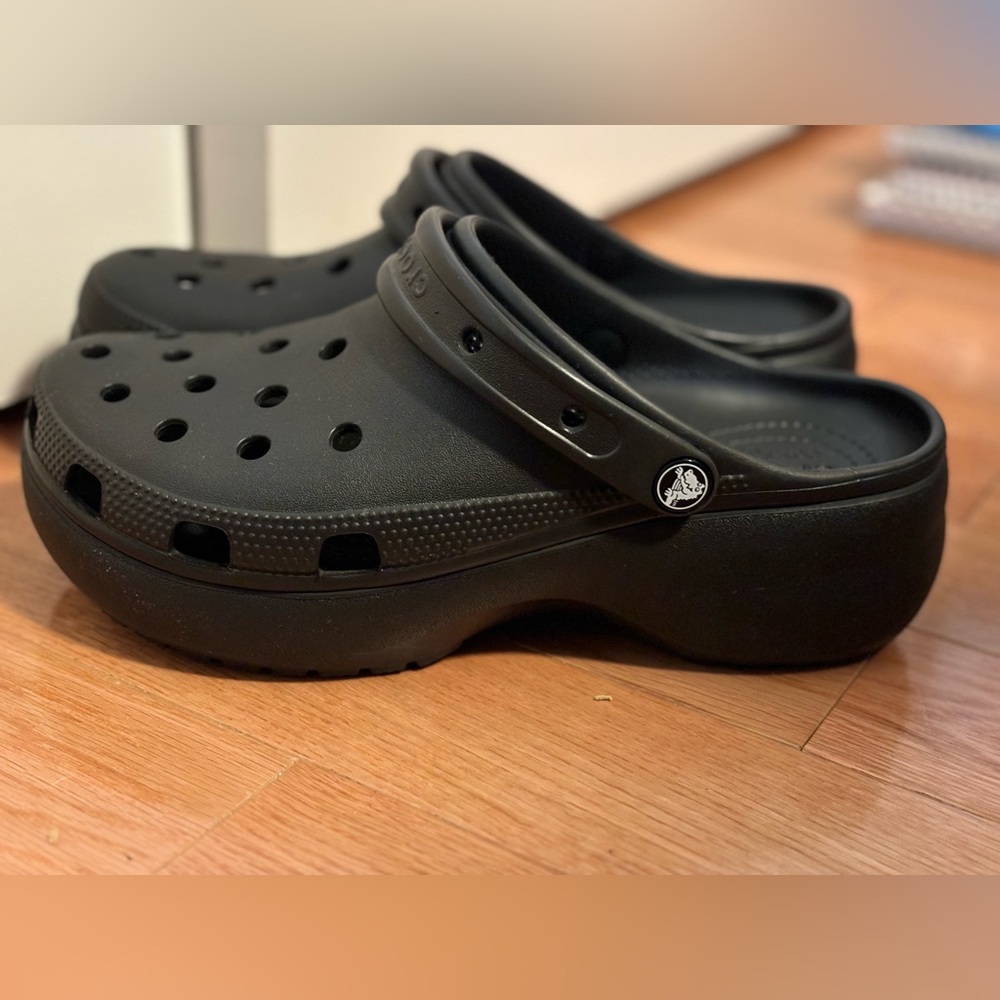 Black Platform Crocs